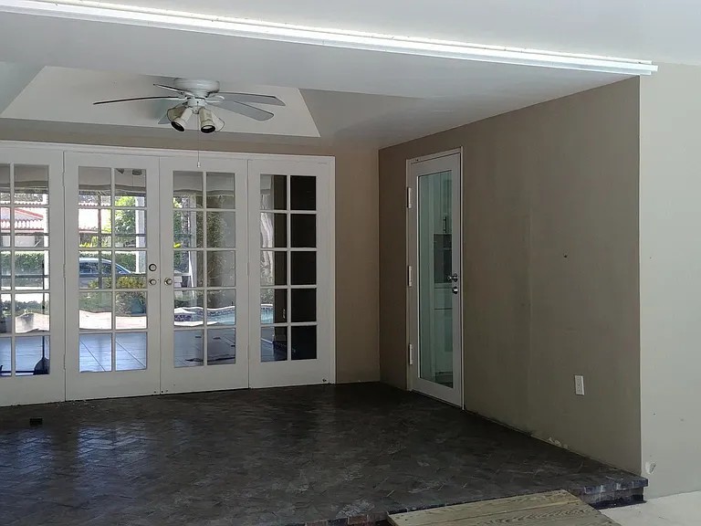 11205 SW 72nd Ave — Photo 11