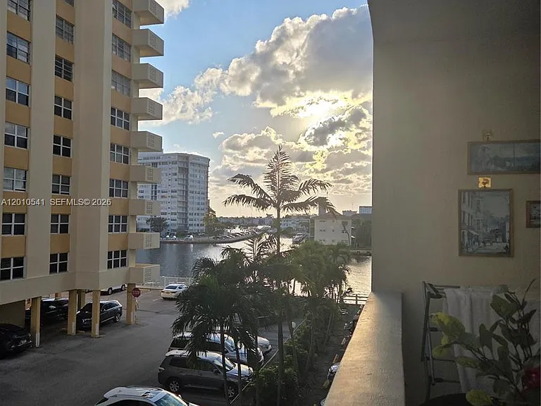 1817 S Ocean Dr #325 — Photo 30