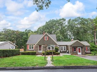 62 Circuit Ave N, Worcester, MA 01603