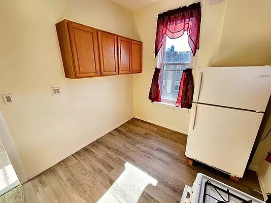Rented by Brooklyn Property Group LLC | media 28
