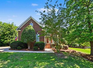 3412 Winterwind Cir, Sanford, NC 27330