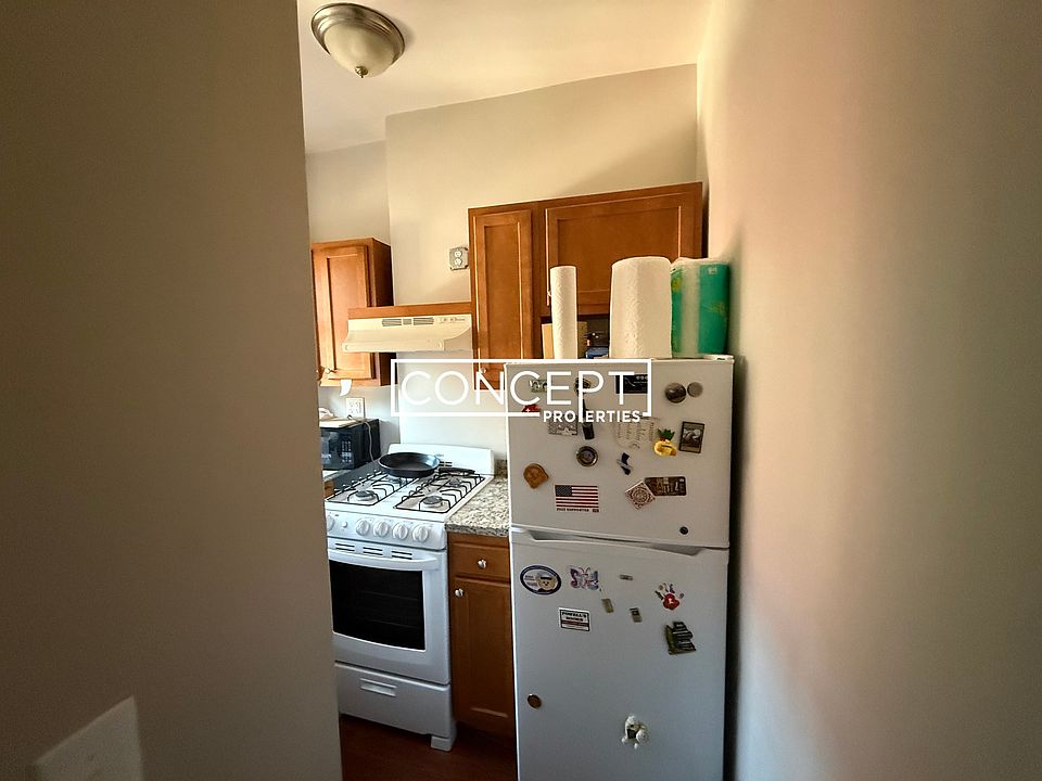 1st image of 48 John F Kennedy St #15