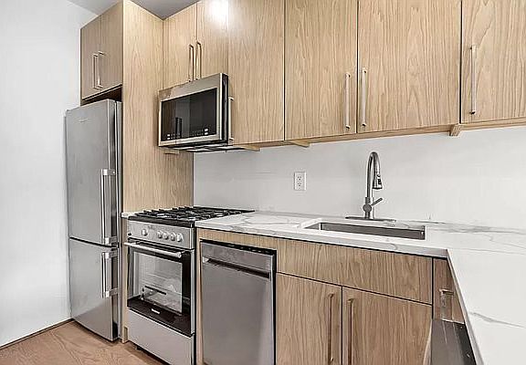 2nd image of 132 Macon St #3