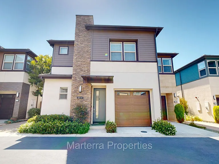 2111 Harper Way — Photo 27