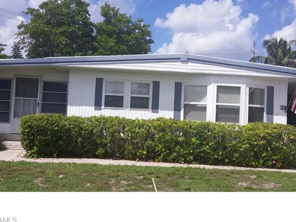 39 Le Mans Dr, Naples, FL 34112