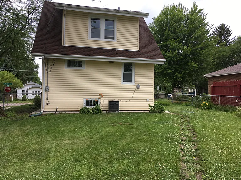 101 N Westmore Ave — Photo 2