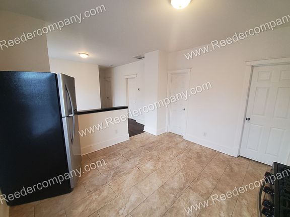 5th image of 4947 Indianapolis Blvd #1R