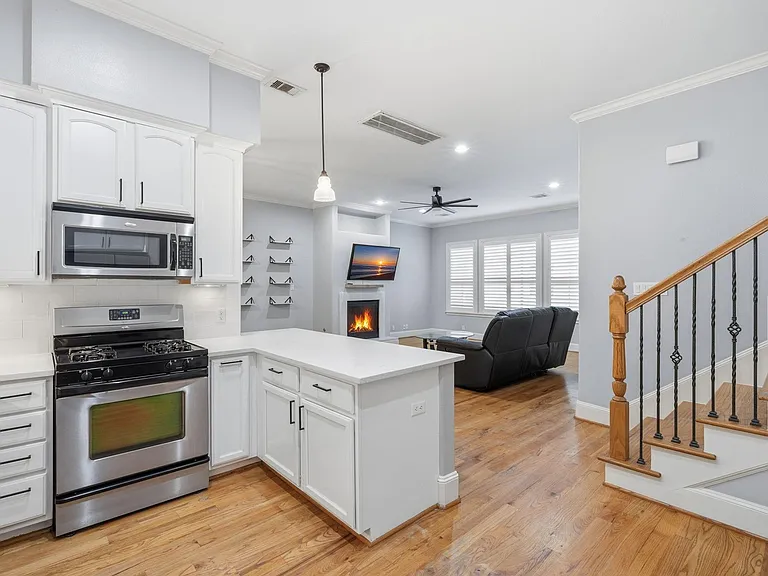 1714 Ovid St #C — Photo 11
