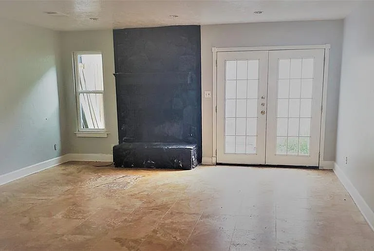 12411 W Village Dr #D — Photo 6