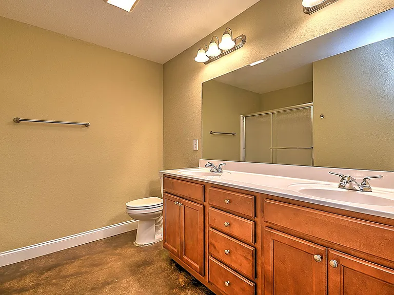 53 Sutter Pl — Photo 10