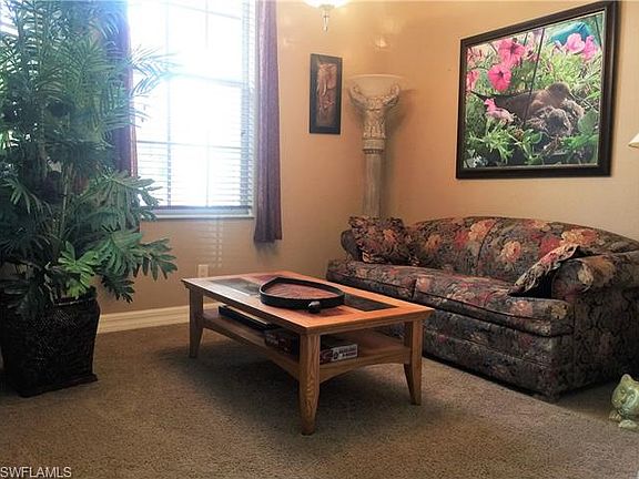5th image of 2922 SW 26th St