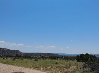 81 Cerro Alto Rd, Lamy, NM 87540