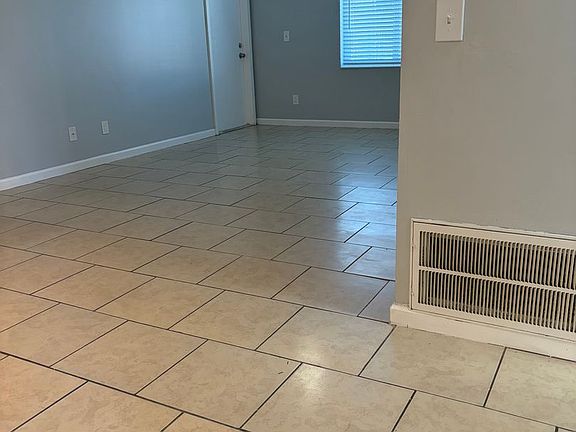 5th image of 636 Golden Raintree Pl #10-226