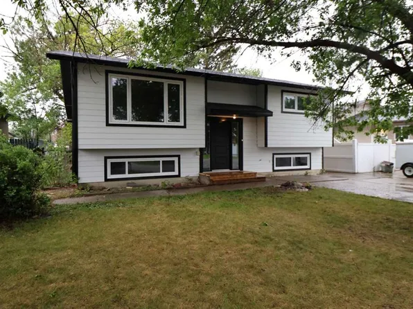 1816 E 11th St, Coaldale, AB T1M 1A6