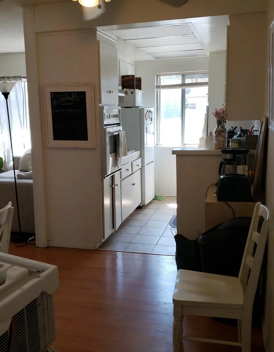 3 bed, 1200 sqft, $3,495 — Photo 2