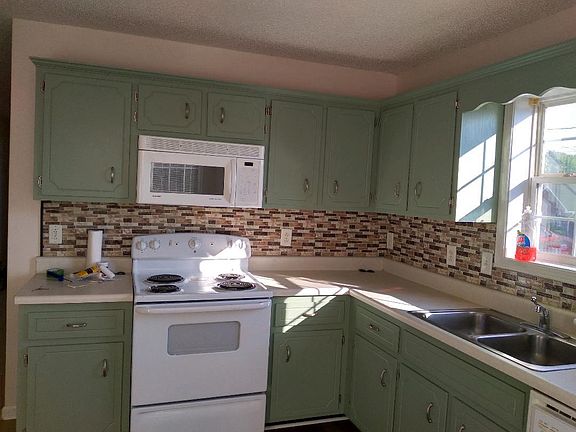 4th image of 222 Lady Alice Ct