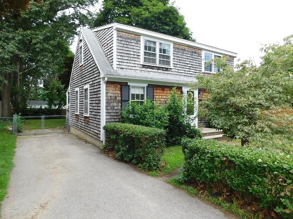 1st image of 52 Idlewell St
