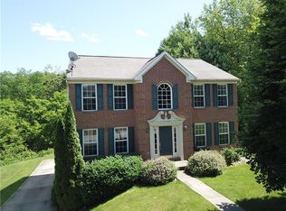 102 Cherokee Ct, Freeport, PA 16229