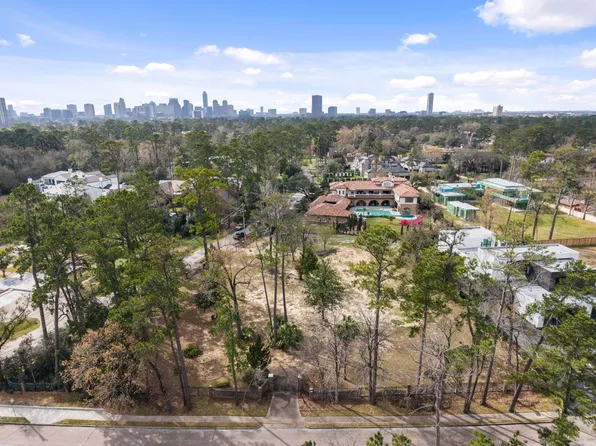 9201 Memorial Dr #&-2c, Houston, TX 77024