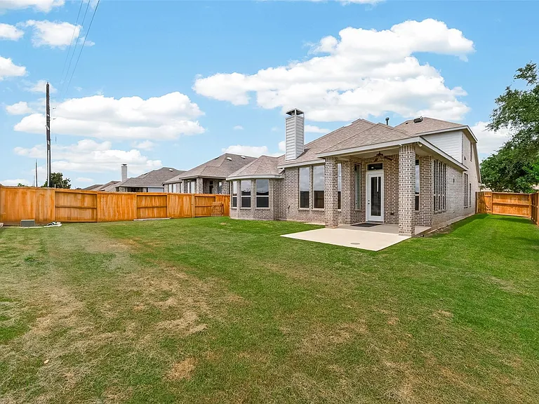 2619 Lilac Point Ln — Photo 47