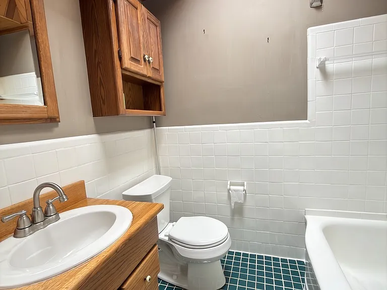 5220 Gramercy Dr — Photo 11