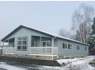 107 S Pass Rd UNIT 10, Nooksack, WA 98276