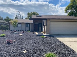 3733 Huntsman Dr, Sacramento, CA 95826