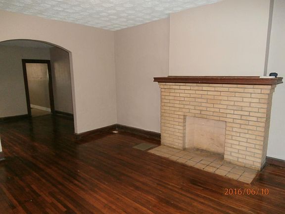 Living Room 1