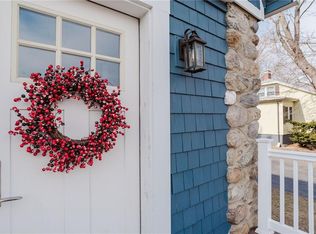 10 Abbott St, Cranston, RI 02920