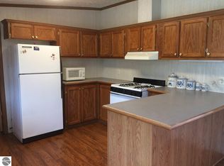 6356 Gonyer Rd SW, Fife Lake, MI 49633