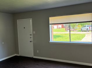 890 Lake St UNIT A/B, Somerville, TX 77879