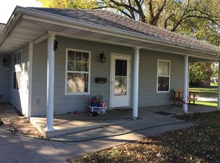 629 W Arch St, Nevada, MO 64772