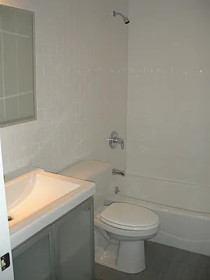 Rented by Isen & Company : Real Estate Advisors | media 24