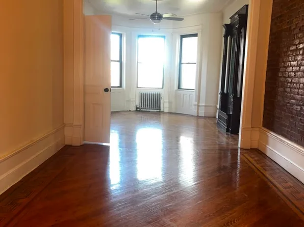 226 New York Avenue image 1 of 13