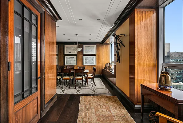 Sold by Compass | media 6