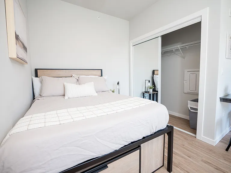60 E Green St #211 — Photo 7