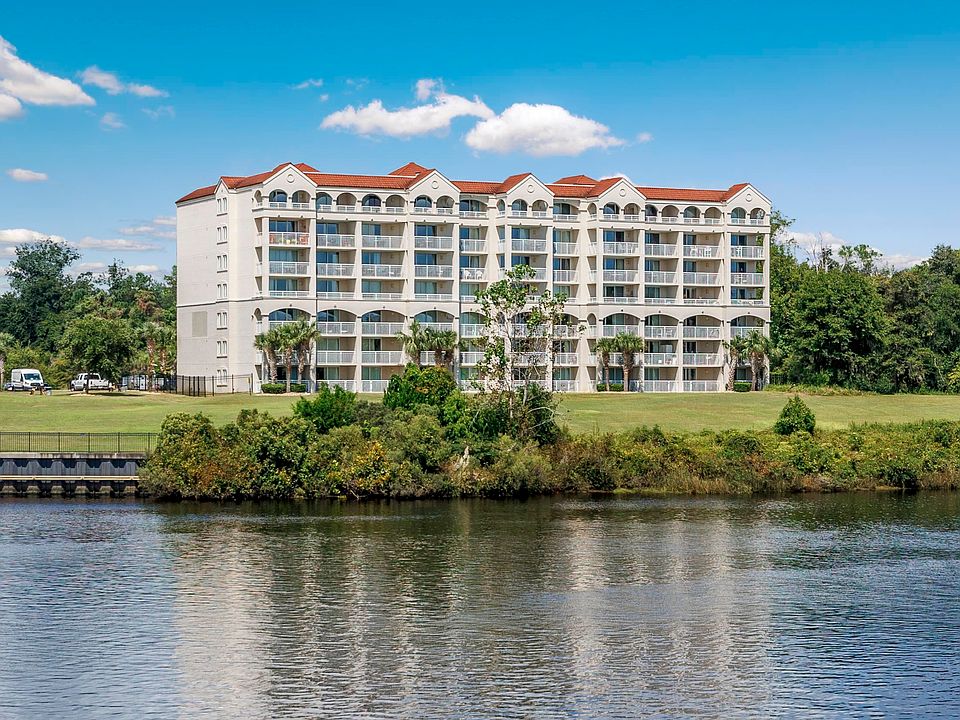 1st image of 2151 Bridgeview Ct. #3-303