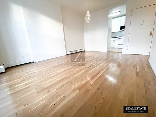 Rented by ZealEstate Group Inc | media 14