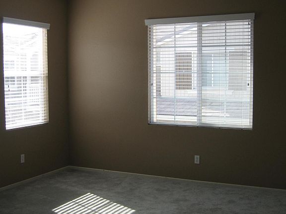 4th image of 15886 Lasselle St Unit D