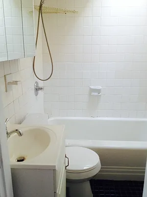 Rented by Realty Collective | media 20