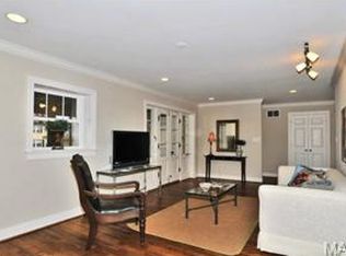 19 Hillard Rd, Saint Louis, MO 63122