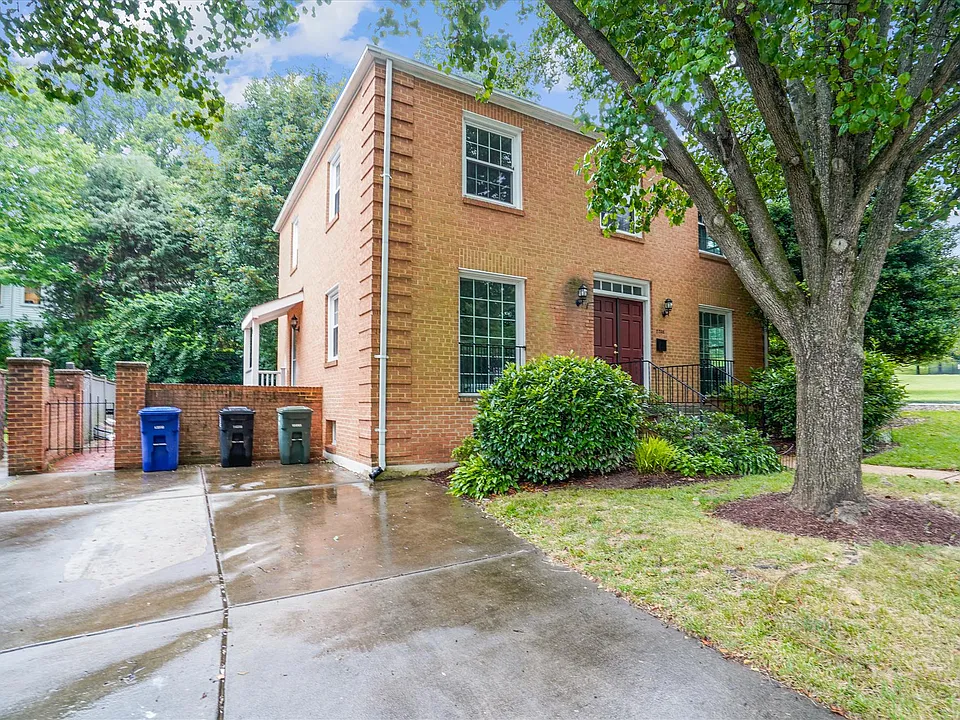 2248 Military Rd