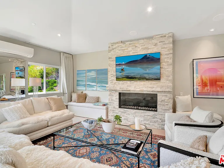 3859 Rambla Pacifico — Photo 26