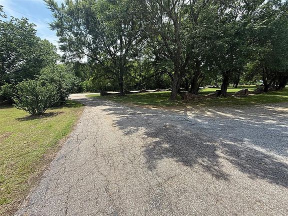 2nd image of 35573 Ew 1210 Rd