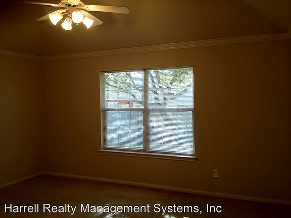 5th image of 309B Chapel Trail Cir