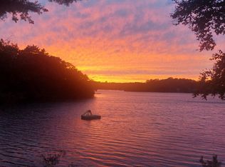 41 Wood Dr, Essex, MA 01929