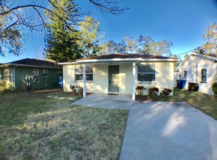 163 6th St NW, Largo, FL 33770