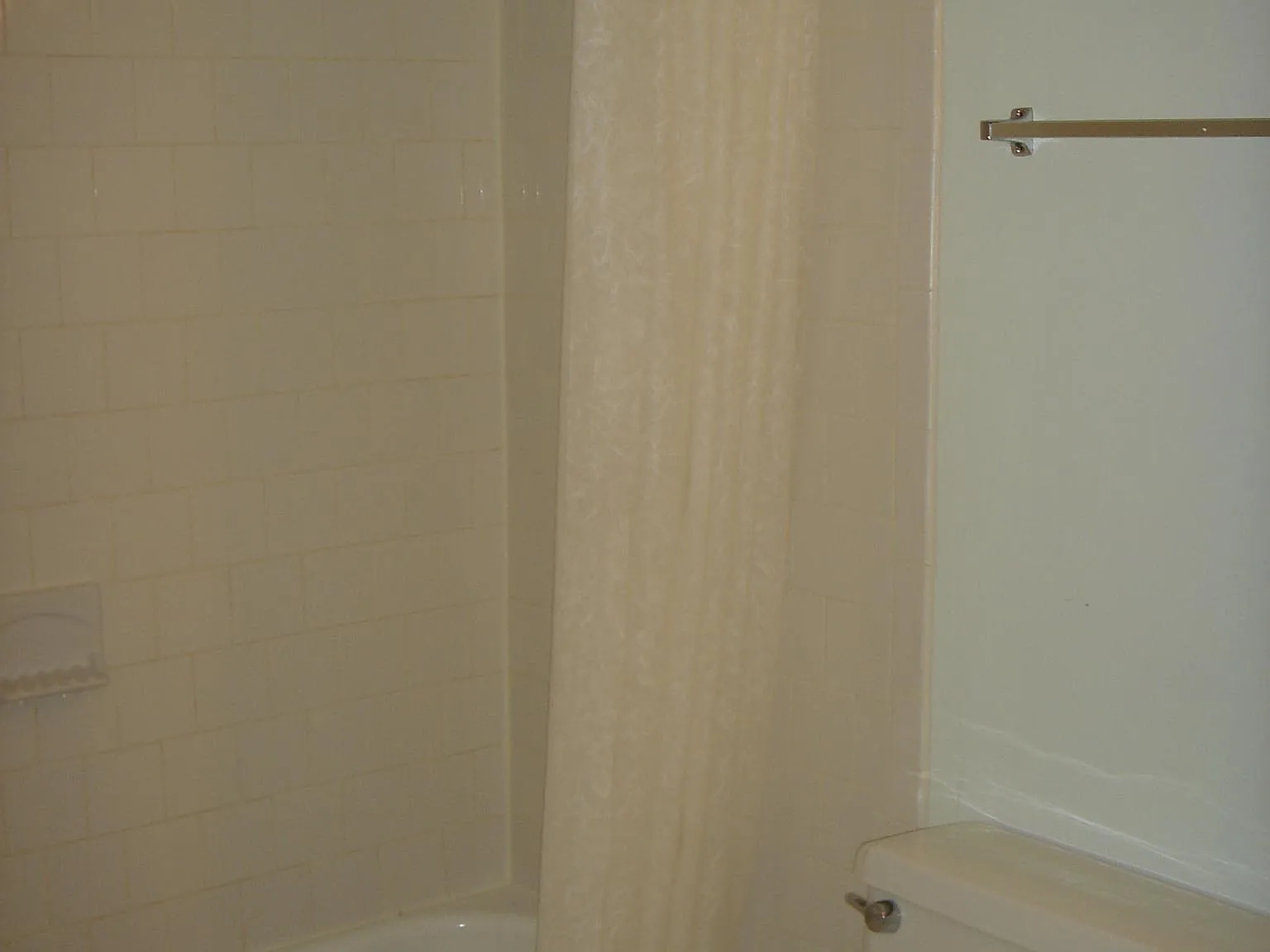 1 bed, 728 sqft, $1,800 — Photo 2