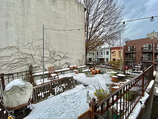 Rented by MySpaceNYC | media 1