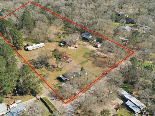 3110 Green Forest Rd, Conroe, TX 77303